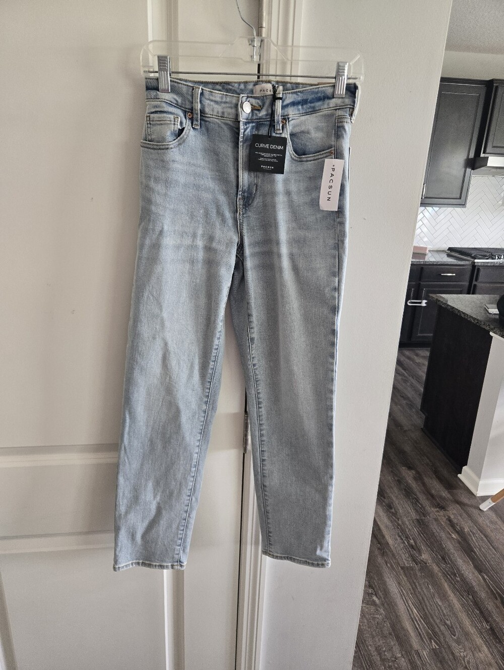 Pacsun Womens Light Blue Curve Straight Leg Jeans - Picture 2 of 5